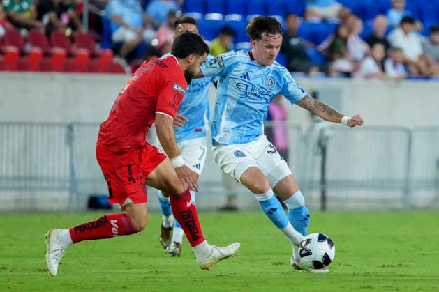 Mitja Ilenic (R) of NYC controls the ball in a Leagues Cup match between NYC FC and Necaxa at Red Bull Arena in New Jersey, United States, 13 August 2026. Leagues Cup: NYC FC - Necaxa !ACHTUNG: NUR REDAKTIONELLE NUTZUNG!  Copyright: xÁngelxColmenaresx AMDEP764 0864044213st