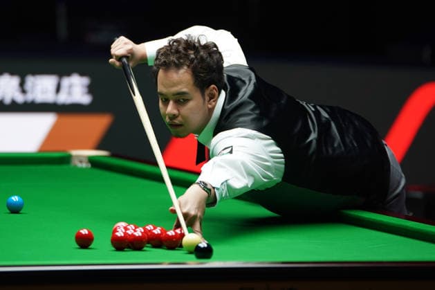 TAIYUAN, CHINA - AUGUST 14: Noppon Saengkham of Thailand plays a shot in the Quarterfinal match against Shaun Murphy of England on day 7 of the 2026 World Snooker Tour China Open at Taiyuan Binhe Sports Center on August 14, 2026 in Taiyuan, Shanxi Province of China.  Copyright: xTaixChengzhex 111659923706