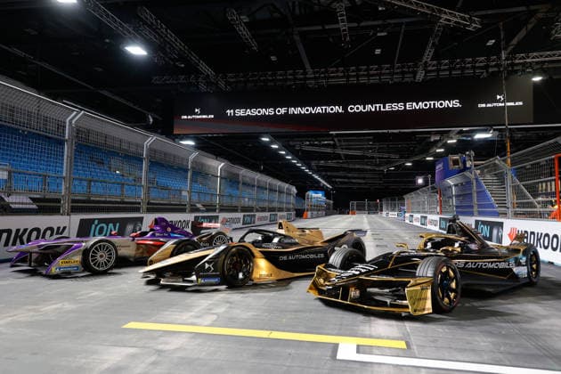 2026 FORMULA E LONDON ePRIX DS Penske Formula E Team, Spark-DS, DS E-Tense FE25, group of GEN 1, 2 and 3, farewell to Formula E championship portrait during the London ePrix, 16th and 17th round of the 2025-26 ABB FIA Formula E World Championship, WM, Weltmeisterschaft on the ExCel London Circuit from August 14 to 16, 2026 in London, United Kingdom - LondonUnited Kingdom  Copyright: xPauloxMariax