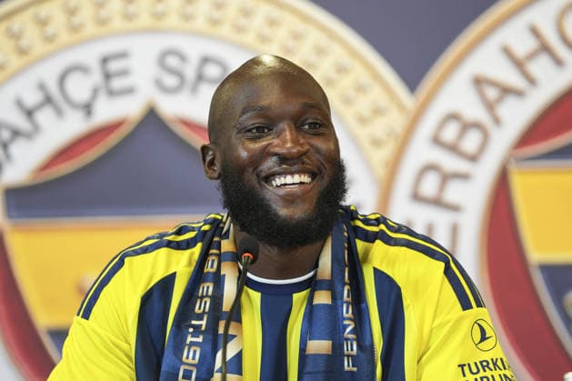 Fenerbahce s new signing Romelu Lukaku ISTANBUL, TURKIYE - AUGUST 14: Fenerbahce s new signing Romelu Lukaku speaks during a signing ceremony held at the 1907 Tribune of Chobani Stadium in Istanbul, Turkiye, on August 14, 2026. Agit Erdi Ulukaya Anadolu Istanbul Turkey. Editorial use only. Please get in touch for any other usage.  Copyright: x2026xAnadoluxAgitxErdixUlukayax