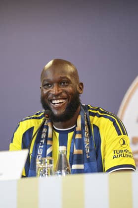 Fenerbahce s new signing Romelu Lukaku ISTANBUL, TURKIYE - AUGUST 14: Fenerbahce s new signing Romelu Lukaku speaks during a signing ceremony held at the 1907 Tribune of Chobani Stadium in Istanbul, Turkiye, on August 14, 2026. Agit Erdi Ulukaya Anadolu Istanbul Turkey. Editorial use only. Please get in touch for any other usage.  Copyright: x2026xAnadoluxAgitxErdixUlukayax