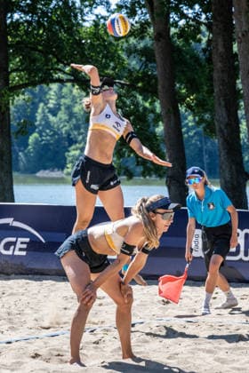 STARE JABLONKI, POLEN - AUGUST 14: Tanja Hüberli (Player 2, SUI), Nina Brunner (Player 1, SUI) during the European Championships Beach volleyball, Beachvolleyball at Stare Jablonki on August 14, 2026 in Stare Jablonki, Polen. Polen Copyright: xPeterxWeberx