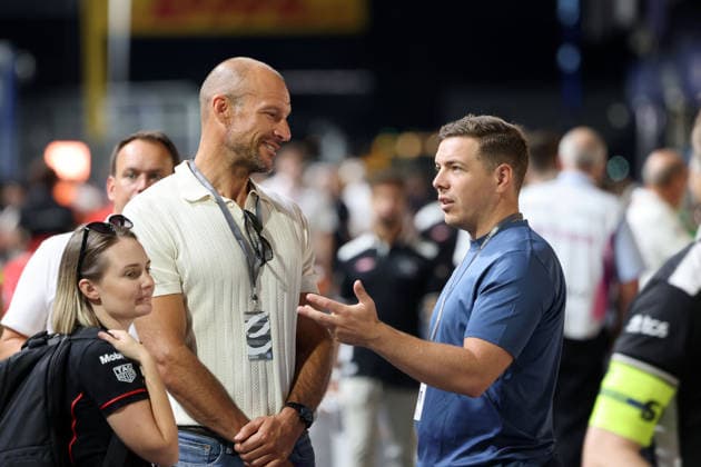 Aksel Lund Svindal (NOR) ehemaliger Skirennläufer im Gespräch mit Thomas Weirather (AUT) Leitender Manager WWP Group in der Boxengasse, FIA Formel E Weltmeisterschaft, Saison 12, London E- Prix, 14.08.2026, *** Aksel Lund Svindal (NOR), former ski racer, in conversation with Thomas Weirather (AUT), Senior Manager at WWP Group, in the pit lane, FIA Formula E World Championship, Season 12, London E-Prix, August 14, 2026,