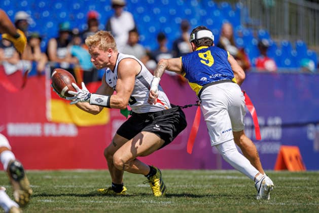 Germany (GER) vs. Brazil (BRA), Day 2 Men at IFAF Flag Football Championships Düsseldorf 2026, 14.08.2026 Duesseldorf, Germany - Aug. 14, 2026: Ben Fröhlich (GER 10) and Rhuan Pablo Carvalho de Oliveira Lima (BRA 9) during the match between Germany (GER) vs. Brazil (BRA) on the second day of the Men IFAF Flag Football World Championships at the Bezirkssportanlage Duesseldorf Garath *** Germany GER vs. Brazil BRA, Day 2 Men s Division at the IFAF Flag Football Championships Düsseldorf 2026, August 14, 2026, Düsseldorf, Germany, Aug. 14, 2026 Ben Fröhlich (GER) 10 and Rhuan Pablo Carvalho de Oliveira Lima (BRA) 9 during the match between Germany (GER) and Brazil (BRA) on the second day of the Men’s IFAF Flag Football World Championships at the Bezirkssportanlage Düsseldorf Garath Copyright: xBEAUTIFULxSPORTS B.Hoffmannx