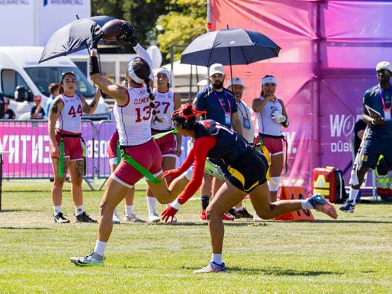 Catch to frist down 13 Sara Villagrasa Clemente (WR). Team USA Women vs Team Spain Women, Flag Football , IFAF, WM, 2026, 13.08-16.08.26, Düsseldorf Flag Football Komplex Düsseldor Germany Copyright: xPFA ChristopherxMettkenx