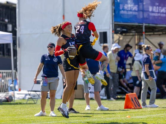 21 NyKeeta Christopher (DB WR) Team USA Women and 24 Kennedy Foster (WR DB) Team USA Women jump celebration Team USA Women vs Team Spain Women, Flag Football , IFAF, WM, 2026, 13.08-16.08.26, Düsseldorf Flag Football Komplex Düsseldor Germany Copyright: xPFA ChristopherxMettkenx