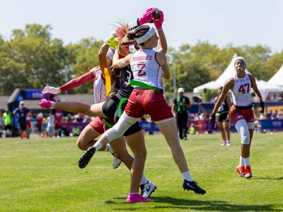 32 Ashlea Klam (C S) Team USA Women catch the ball in the air. 2 Alma Rodriguez Requena (DB) Team Spain no chance to interception Team USA Women vs Team Spain Women, Flag Football , IFAF, WM, 2026, 13.08-16.08.26, Düsseldorf Flag Football Komplex Düsseldor Germany Copyright: xPFA ChristopherxMettkenx