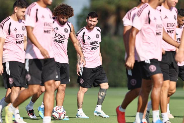 FORT LAUDERDALE, FL - AUGUST 14: Lionel Messi (10) of Inter Miami CF is seen at an Inter Miami Training Session at Florida Blue Training Center on August 14, 2026 in Fort Lauderdale, Florida. (Photo by Chris Arjoon Icon Sportswire) SOCCER: AUG 14 Inter Miami CF Training EDITORIAL USE ONLY Icon26081400000018
