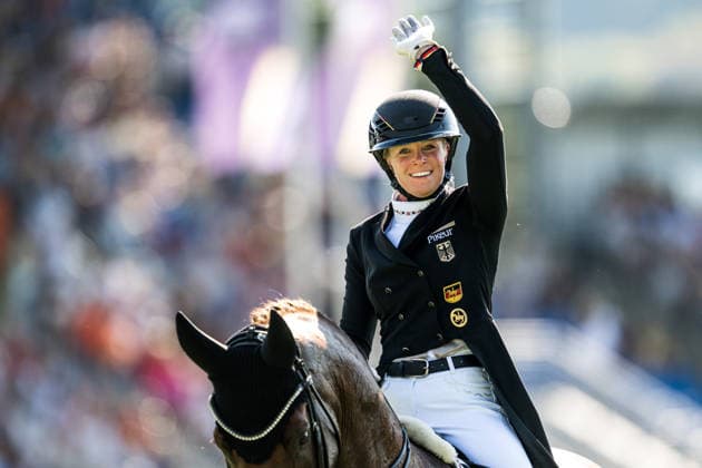 260814 Katharina Hemmer of Germany with horse Denoix celebrate after competing in the Dressage Grand Prix Special during day 4 of the 2026 FEI World Championships on August 14, 2026 in Aachen. Photo: Emma Wallskog BILDBYRAN kod EW EW0682 ridsport equestrian rid-vm 2026 2026 fei world championships bbeng ridsport-vm dressage dressyr jubel *** August 14, 2026: Katharina Hemmer of Germany, riding Denoix, celebrates after competing in the Dressage Grand Prix Special on Day 4 of the 2026 FEI World Championships on August 14, 2026 in Aachen. Photo by Emma Wallskog, BILDBYRAN, code EW EW0682. equestrian sports, 2026 World Championships, 2026 FEI World Championships, BBENG, equestrian World Championships, dressage, celebration  Copyright: EMMAxWALLSKOG BB260814EW097