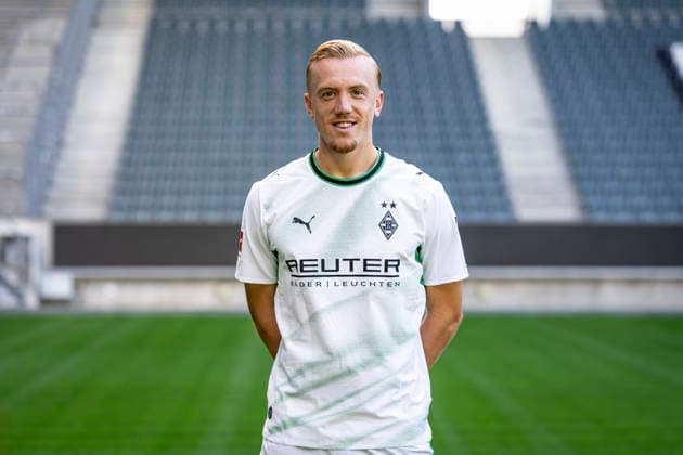 Isac Lidberg Portrait 2026 2027 Borussia Mönchengladbach am 28.07.2026 1.BL Porträttermin 2026 2027 *** Isac Lidberg Portrait 2026–2027 Borussia Mönchengladbach on July 28, 2026, Bundesliga 1 Portrait Session 2026–2027