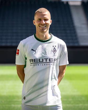 Nico Elvedi Portrait 2026 2027 Borussia Mönchengladbach am 13.08.2026 1.BL Porträttermin 2026 2027 *** Nico Elvedi Profile 2026–2027 Borussia Mönchengladbach on August 13, 2026, Bundesliga Profile Session 2026–2027