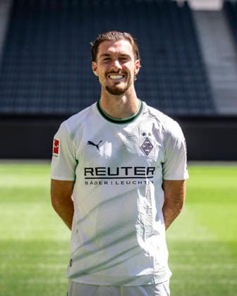 Joseph Scally Portrait 2026 2027 Borussia Mönchengladbach am 13.08.2026 1.BL Porträttermin 2026 2027 *** Joseph Scally Portrait 2026–2027 Borussia Mönchengladbach on August 13, 2026, Bundesliga 1 Portrait Session 2026–2027