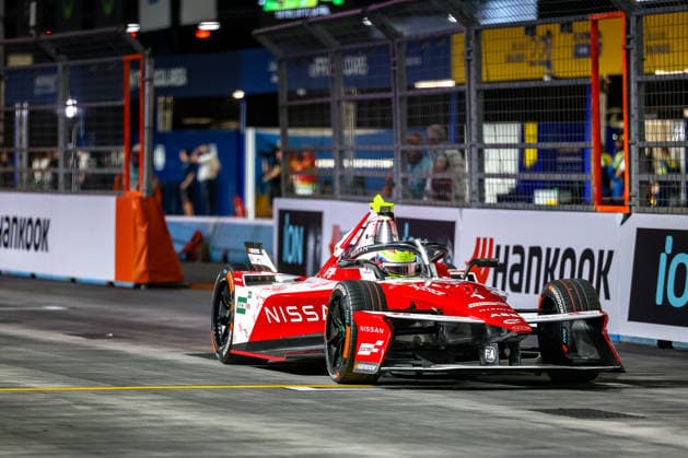 Oliver Rowland (Nissan Formula E Team, 01) erstes freies Training Free Practice 1, ABB FIA Formula E World Championship, WM, Weltmeisterschaft London e-Prix 2026, Vereinigtes Koenigreich, Saison 12 2025 26, Runde 16, 14.07.2026, ABB FIA Formula E World Championship, London e-Prix 2026, Vereinigtes Koenigreich, Saison 12 2025 26, Runde 16, 14.07.2026 London *** Oliver Rowland, Nissan Formula E Team, Free Practice 1, ABB FIA Formula E World Championship, 2026 London e-Prix, United Kingdom, Season 12 (2025–26), Round 16, July 14, 2026, ABB FIA Formula E World Championship, 2026 London ePrix, United Kingdom, Season 12 (2025–26), Round 16, July 14, 2026, London Copyright: xEibner-Pressefoto LauraxRoemerx EP_LRR