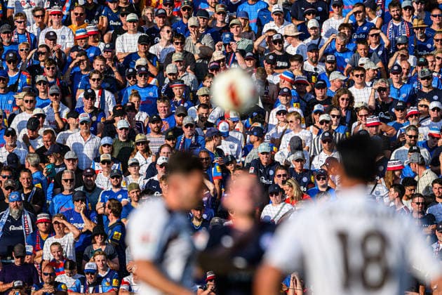 Fußball I Herren I Saison 2026-2027 I 2. Bundesliga I 2. Spieltag I Holstein Kiel - FC St. Pauli I 14.08.2026 Die Fans von Holstein Kiel Kiel Holstein-Stadion Schleswig-Holstein Deutschland *** Soccer I Men s Team I 2026–2027 Season I 2. Bundesliga I Matchday 2 I Holstein Kiel vs. FC St. Pauli I August 14, 2026 Holstein Kiel fans at Kiel Holstein Stadium, Schleswig-Holstein, Germany Copyright: xLobecax xHenningxRohlfsx