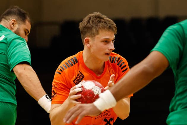 HANDBALL - Graz vs Algeria, test match GRAZ,AUSTRIA,14.AUG.26 - HANDBALL - HSG Graz vs Algeria, test match. Image shows Leonhard Schweighofer (Graz).  GEPAxpictures xJamesxDoak