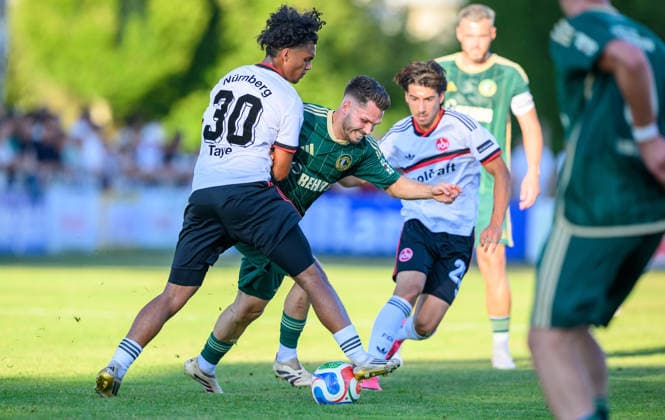 14.08.2026 - Fussball - Saison 2026 2027 - Regionalliga Bayern - 04. Spieltag: SC Eltersdorf SCE ( Quecken ) - 1. FC Nürnberg FCN II ( Club ) - - xwoxzix - Kirubel Taye (30, 1. FC Nürnberg FCN II ) Moritz Fischer (15, SC Eltersdorf ) *** August 14, 2026 Soccer Season 2026–2027 Bavarian Regional League Matchday 04 SC Eltersdorf vs. SCE Quecken 1 FC Nuremberg FCN II Club xwoxzix Kirubel Taye 30, 1 FC Nuremberg FCN II Moritz Fischer 15, SC Eltersdorf