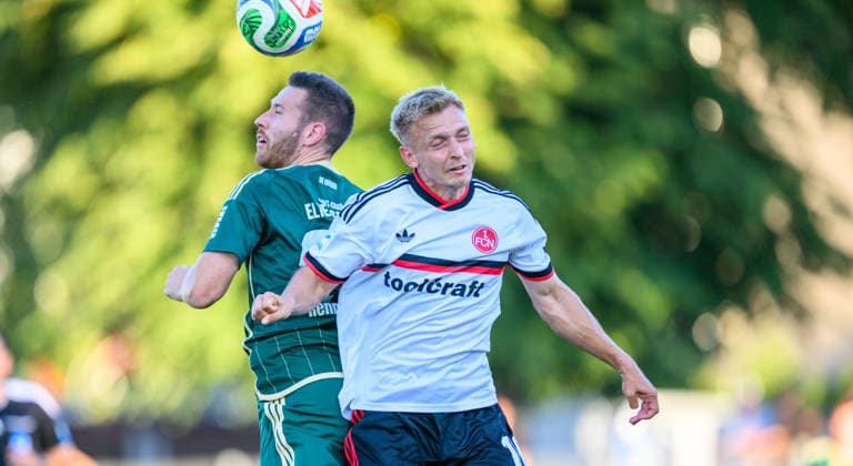 14.08.2026 - Fussball - Saison 2026 2027 - Regionalliga Bayern - 04. Spieltag: SC Eltersdorf SCE ( Quecken ) - 1. FC Nürnberg FCN II ( Club ) - - xwoxzix - Robin Renner (27, SC Eltersdorf ) Benedikt Kirsch (10, 1. FC Nürnberg FCN II )ä *** August 14, 2026 Soccer Season 2026–2027 Bavarian Regional League Matchday 04 SC Eltersdorf vs. SCE Quecken 1 FC Nuremberg FCN II Club xwoxzix Robin Renner 27, SC Eltersdorf Benedikt Kirsch 10, 1 FC Nuremberg FCN II ä