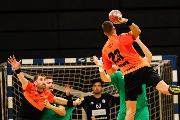 HANDBALL - Graz vs Algeria, test match GRAZ,AUSTRIA,14.AUG.26 - HANDBALL - HSG Graz vs Algeria, test match. Image shows Nemanja Belos (Graz).  GEPAxpictures xJamesxDoak