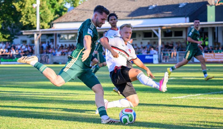14.08.2026 - Fussball - Saison 2026 2027 - Regionalliga Bayern - 04. Spieltag: SC Eltersdorf SCE ( Quecken ) - 1. FC Nürnberg FCN II ( Club ) - - xwoxzix - Moritz Fischer (15, SC Eltersdorf ) Benedikt Kirsch (10, 1. FC Nürnberg FCN II ) *** August 14, 2026 Soccer Season 2026–2027 Bavarian Regional League Matchday 04 SC Eltersdorf vs. SCE Quecken 1 FC Nuremberg FCN II Club xwoxzix Moritz Fischer 15, SC Eltersdorf Benedikt Kirsch 10, 1 FC Nuremberg FCN II