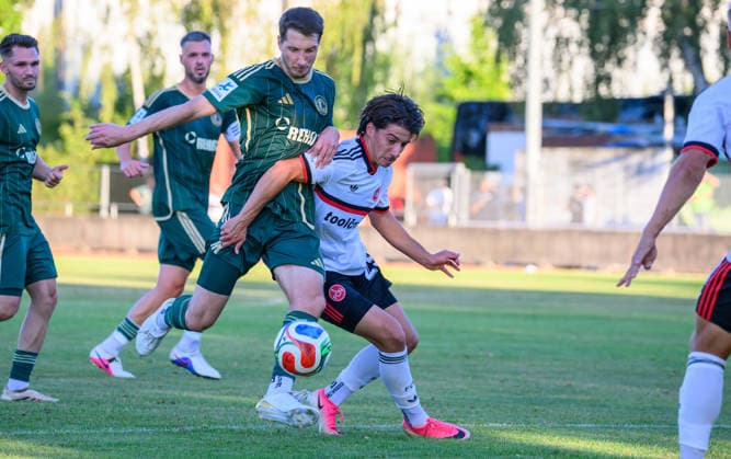 14.08.2026 - Fussball - Saison 2026 2027 - Regionalliga Bayern - 04. Spieltag: SC Eltersdorf SCE ( Quecken ) - 1. FC Nürnberg FCN II ( Club ) - - xwoxzix - Manuel Stark (18, SC Eltersdorf ) Lion Haxhiu (25, 1. FC Nürnberg FCN II )ä *** August 14, 2026 Soccer Season 2026–2027 Bavarian Regional League Matchday 04 SC Eltersdorf vs. SCE Quecken 1 FC Nuremberg FCN II Club xwoxzix Manuel Stark 18, SC Eltersdorf Lion Haxhiu 25, 1 FC Nuremberg FCN II ä