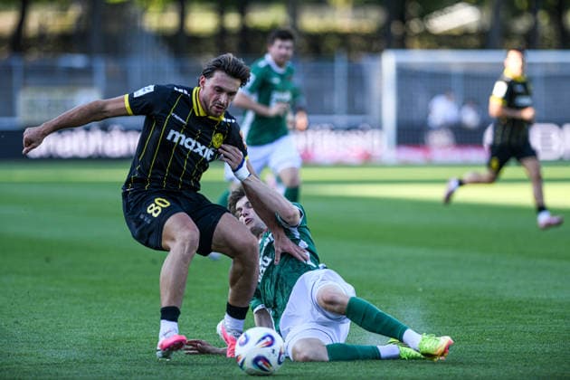 1. FC 1905 Schweinfurt vs. SpVgg Bayreuth, Sachs-Stadion Football, Regionalliga Bayern 1. FC 1905 Schweinfurt vs. SpVgg Bayreuth 14 Aug 2026 Sachs-Stadion , Schweinfurt, Germany Image: Erijon Shaqiri (Bayreuth), Johannes Theinhardt (FC05) DFL REGULATIONS PROHIBIT ANY USE OF PHOTOGRAPHS AS IMAGE SEQUENCES AND OR QUASI-VIDEO Copyright: xPresseFotoxEvansx
