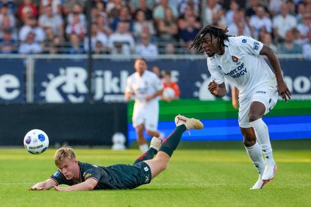 VELSEN-ZUID , 14-08-2026 , BUKO Stadion , season 2026 2027 , Dutch Eredivisie football , match between Telstar and Sparta Rotterdam , Picture shows Sparta Rotterdam player Nick Verschuren, Telstar player Jelani Seedorf Telstar - Sparta  x205709991x Copyright:
