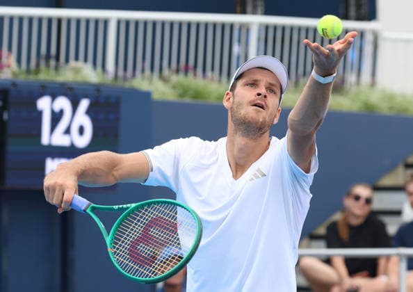 August 14, 2026, Mason, Ohio, USA: HUBERT HURKACZ of Poland during the match against S. Shimabukuro of Japan in the first round of tennis tournament WTA, Tennis Damen 1000 Cincinnati Open in Mason, USA. Hurkacz won 6:2, 6:4. Mason USA - ZUMAc278 20260814_zsp_c278_001 Copyright: xMarcinxCholewinskix