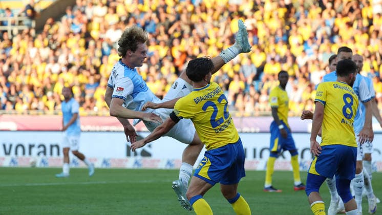 Braunschweig vs Bochum, 2. BL Braunschweig, 14.08.2026, Fußball, Herren, 2. BL, Saison 2026 2027, Eintracht Braunschweig vs. VfL Bochum: Fabio Di Michele Sanchez (Eintracht Braunschweig), (DFL DFB REGULATIONS PROHIBIT ANY USE OF PHOTOGRAPHS as IMAGE SEQUENCES and or QUASI-VIDEO) Stadion an der Hamburger Straße Niedersachsen Deutschland *** Braunschweig vs. Bochum, 2. Bundesliga Braunschweig, August 14, 2026, Soccer, Men s, 2. Bundesliga, 2026–2027 Season, Eintracht Braunschweig vs. VfL Bochum Fabio Di Michele Sanchez Eintracht Braunschweig, DFL and DFB regulations prohibit any use of photographs as image sequences and or quasi-video Stadion an der Hamburger Straße, Lower Saxony, Germany