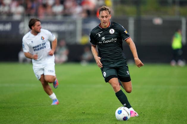 Eredivisie: Telstar v Sparta Rotterdam Velsen-Zuid - Julian Baas of Sparta Rotterdam dribbling during the competition round of the 2026 2027 Eredivisie season. The match is set between Telstar and Sparta Rotterdam at 711 Stadion on 14 August 2026 in Velsen-Zuid, The Netherlands. ( Danny de Groot) Copyright: xDannyxdexGrootx