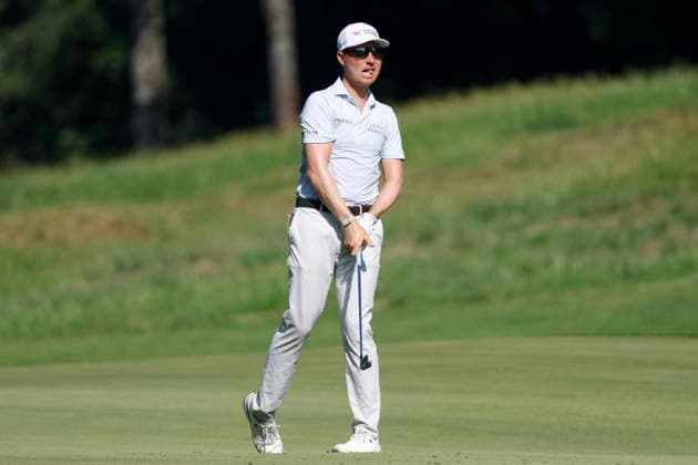 MEMPHIS, TN - AUGUST 14: Ben Griffin of the United States reacts as he watches his approach shot on No. 7 during the second round of the FedEx St. Jude Championship, August 14, 2026, at TPC Southwind in Memphis, Tennessee. (Photo by Matthew Maxey Icon Sportswire) GOLF: AUG 14 PGA, Golf Herren FedEx St. Jude Championship EDITORIAL USE ONLY Icon260814024