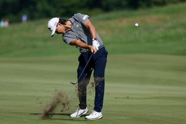 MEMPHIS, TN - AUGUST 14: Min Woo Lee of Australia hits his approach shot on No. 7 during the second round of the FedEx St. Jude Championship, August 14, 2026, at TPC Southwind in Memphis, Tennessee. (Photo by Matthew Maxey Icon Sportswire) GOLF: AUG 14 PGA, Golf Herren FedEx St. Jude Championship EDITORIAL USE ONLY Icon260814026