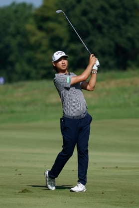 MEMPHIS, TN - AUGUST 14: Min Woo Lee of Australia watches his approach shot on No. 7 during the second round of the FedEx St. Jude Championship, August 14, 2026, at TPC Southwind in Memphis, Tennessee. (Photo by Matthew Maxey Icon Sportswire) GOLF: AUG 14 PGA, Golf Herren FedEx St. Jude Championship EDITORIAL USE ONLY Icon260814027