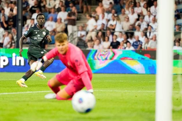VELSEN-ZUID , 14-08-2026 , BUKO Stadion , season 2026 2027 , Dutch Eredivisie football , match between Telstar and Sparta Rotterdam , Picture shows Sparta Rotterdam player Ayoni Santos Telstar - Sparta  x205711477x Copyright: