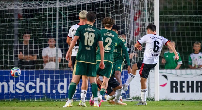 14.08.2026 - Fussball - Saison 2026 2027 - Regionalliga Bayern - 04. Spieltag: SC Eltersdorf SCE ( Quecken ) - 1. FC Nürnberg FCN II ( Club ) - - xwoxzix - Treffer Tor Torschuß zum 1:1 durch ??? *** August 14, 2026 Soccer Season 2026–2027 Bavarian Regional League Matchday 04 SC Eltersdorf vs. SCE Quecken 1 FC Nürnberg FCN II Club xwoxzix Goal: Shot on goal to make it 1–1 by