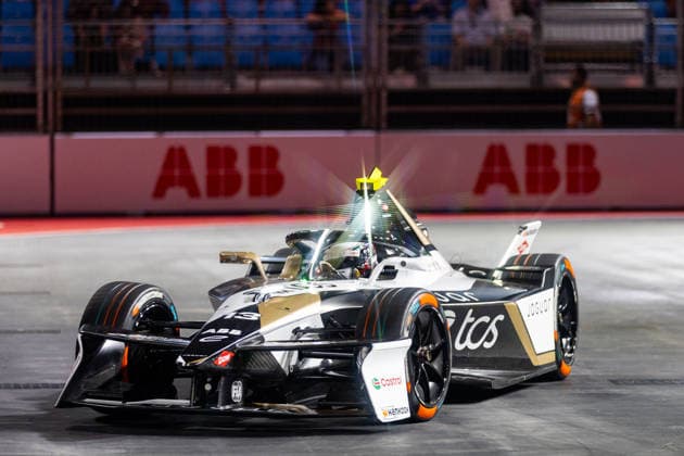 2026 FORMULA E LONDON ePRIX 13 DA COSTA Antonio Felix (prt), Jaguar TCS Racing, Jaguar I-Type 7, action during the London ePrix, 16th and 17th round of the 2025-26 ABB FIA Formula E World Championship, WM, Weltmeisterschaft on the ExCel London Circuit from August 14 to 16, 2026 in London, United Kingdom - LondonUnited Kingdom  Copyright: xDamienxDoumerguex
