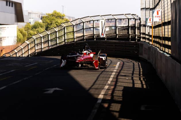 2026 FORMULA E LONDON ePRIX 37 CASSIDY Nick (nzl), CitroÃ«n Racing Formula E Team, CitroÃ«n, action during the London ePrix, 16th and 17th round of the 2025-26 ABB FIA Formula E World Championship, WM, Weltmeisterschaft on the ExCel London Circuit from August 14 to 16, 2026 in London, United Kingdom - LondonUnited Kingdom  Copyright: xDamienxDoumerguex