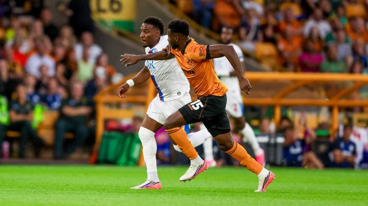 Wolverhampton Wanderers v Blackburn Rovers, EFL Sky Bet Championship Blackburn Rovers forward Oladapo Afolayan (21) during the EFL Sky Bet Championship match between Wolverhampton Wanderers and Blackburn Rovers at Molineux, Wolverhampton, UK on 14 August 2026. Editorial use only DataCo restrictions apply See www.football-dataco.com , Copyright: xSimonxDaviesx PSI-24684-0084
