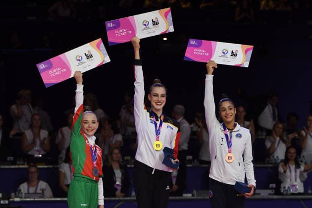 August 14, 2026, Frankfurt, Hesse, Germany: Silver medalist and Bulgarian gymnast STILIANA NIKOLOVA (left), gold medalist and German gymnast DARJA VARFOLOMEEV (center) and bronze medalist and Italian gymnast SOFIA RAFFAELI (right) show off their medals in individual all around and 2028 Summer Olympics qualification spots at the 42nd Rhythmic gymnastics, Rhythmische Sportgymnastik, RSG World Championships all-around finals in the Festhalle in Frankfurt, Hesse, Germany on Friday, August 14, 2026. 2026 Rhythmic Gymnastics World Championships All-Around Finals  - ZUMAd168 20260814_zsp_d168_021 Copyright: xKaixDambachx