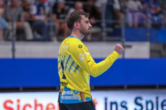 14.08.2026 ,xgox, Handball - Wartburg Cup SG Flensburg-Handewitt - ThSV Eisenach emspor, v.l. Matija Spikic (Eisenach, 1) Jubelt ueber gehaltenen Ball, abgewehrt, gehalten, Torhueter Eisenach *** August 14, 2026, xgox, Handball Wartburg Cup: SG Flensburg Handewitt vs. ThSV Eisenach, emspor; from left: Matija Spikic (Eisenach), celebrating a saved shot; saved, blocked; Eisenach goalkeeper