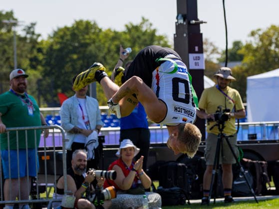 10 Ben Fröhlich (WR) Team Germany Men celebration with jump in the air. Team Germany Men vs Team Brazil Men, Flag Football , IFAF, WM, 2026, 13.08-16.08.26, Düsseldorf Flag Football Komplex Düsseldorf-Garath Germany Copyright: xPFA ChristopherxMettkenx