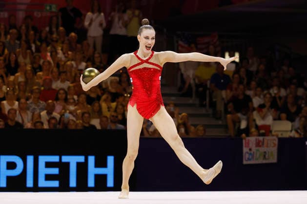Darja Varfolomeev beim Mehrkampffinale Einzel der Rhythmischen Sportgymnastik-Weltmeisterschaft 2026 in Frankfurt am Main, Deutschland, am 14. August 2026. *** Darja Varfolomeev at the individual all-around final of the 2026 World Rhythmic Gymnastics Championships in Frankfurt am Main, Germany, on August 14, 2026 Copyright: HMBxMedia xHeikoxBecker