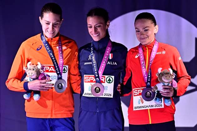 European Athletics Championships Birmingham 2026 - day 5 BIRMINGHAM, ENGLAND - AUGUST 14 : Koster Maureen (NED), Battocletti Nadia (ITA) and Van Lent Jana (BEL) during the podium ceremony after the 10000m final on day 5 of the Birmingham 2026 European Athletics Championships on August 14, 2026 in Birmingham, England, 14 08 2026 Birmingham ENGLAND  Copyright: xTomasxSiskx