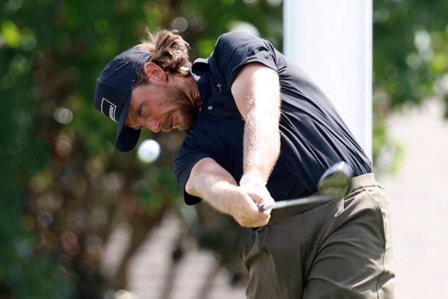 MEMPHIS, TN - AUGUST 14: Tommy Fleetwood of England hits his tee shot on No. 18 during the second round of the FedEx St. Jude Championship, August 14, 2026, at TPC Southwind in Memphis, Tennessee. (Photo by Matthew Maxey Icon Sportswire) GOLF: AUG 14 PGA, Golf Herren FedEx St. Jude Championship EDITORIAL USE ONLY Icon260814097