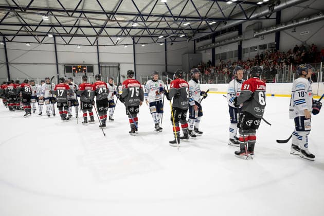 PENNY DEL 1; 1. Testspiel Kölner Haie - Iserlohn Roosters; Köln, 14.08.2026 Markus Ljungh (Kölner Haie, Sturm, 61); Emil Johansson (Iserlohn Roosters, Verteidigung, 57); Maxi Kammerer (Kölner Haie, Sturm, 9); Luca Münzenberger (Kölner Haie, Verteidigung, 75); PENNY DEL 1; 1. Testspiel Kölner Haie - Iserlohn Roosters am 14.08.2026 in der KA2 in Köln (Deutschland). *** PENNY DEL 1 1 Exhibition Game: Kölner Haie vs. Iserlohn Roosters, Cologne, August 14, 2026 Markus Ljungh, Kölner Haie, Forward, 61 Emil Johansson, Iserlohn Roosters, Defenseman, 57 Maxi Kammerer, Kölner Haie, forward, 9 Luca Münzenberger, Kölner Haie, defenseman, 75 PENNY DEL 1 1 Exhibition Game: Kölner Haie vs. Iserlohn Roosters on August 14, 2026, at KA2 in Cologne, Germany Copyright: xBEAUTIFULxSPORTS AndreasxDickx