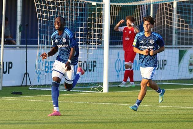 Regionalliga West: FC Schalke 04 U23 - Sportfreunde Siegen ** NUR FÜR REDAKTIONELLE ZWECKE ** EDITORIAL USE ONLY **<p>Fussball Regionalliga West 3.Spieltag Freitag 14.08.2026 Ort: Parkstadion Gelsenkirchen FC Schalke 04 II - Sportfreunde Siegen im Bild Torjubel FC Schalke 04 U23 von links Jean Paul Ndiaye und Edion Gashi Deutschland Gelsenkirchen Copyright: StefanxRittershaus *** Regionalliga West: FC Schalke 04 U23 vs. Sportfreunde Siegen ** FOR EDITORIAL PURPOSES ONLY ** EDITORIAL USE ONLY ** p Soccer Regionalliga West Matchday 3 Friday, August 14, 2026 Location: Parkstadion, Gelsenkirchen FC Schalke 04 II vs. Sportfreunde Siegen In the photo: FC Schalke 04 U23 celebrating a goal; from left: Jean Paul Ndiaye and Edion Gashi Germany, Gelsenkirchen Copyright StefanxRittershaus Copyright: StefanxRittershaus doc875twosawu95d918l0k ,EDITORIAL USE ONLY