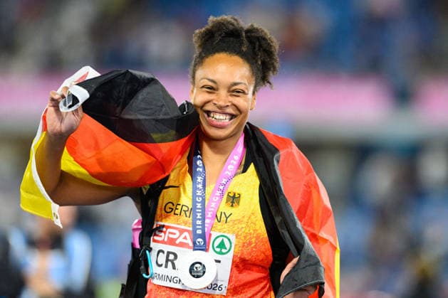 BIRMINGHAM, GREAT BRITAIN - August 14: Shanice Craft (Germany) with her silver medal after the discus throw final during the European Athletics Championships 2026 at Alexander Stadium in Birmingham, Great Britain (Photo by Sven Beyrich Sports Press Photo)  Copyright: xSvenxBeyrich SportsxPressxPhotox Sportspressphoto_SPR206521