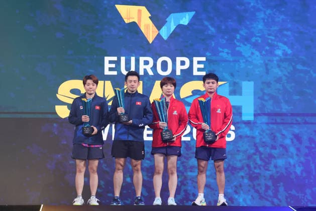 MALMO, SWEDEN - AUGUST 14: Champions Lin Shidong and Kuai Man of China, Wong Chun Ting and Doo Hoi Kem of Hong Kong pose with trophy after the Mixed Doubles Final match on Day 5 of Europe Smash Sweden 2026 at Baltiska Hallen on August 14, 2026 in Malmo, Sweden.  Copyright: xVCGx 111660071463