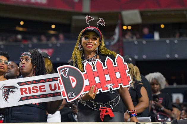 ATLANTA, GA - AUGUST 14: An Atlanta fan in the stands during the NFL, American Football Herren, USA pre-season game between the Denver Broncos and the Atlanta Falcons on August 14th, 2026 at Mercedes-Benz Stadium in Atlanta, GA. (Photo by Rich von Biberstein Icon Sportswire) NFL: AUG 14 Broncos at Falcons EDITORIAL USE ONLY Icon260814045