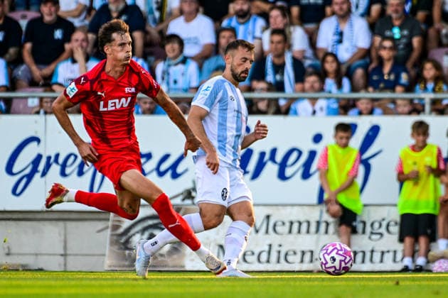 14.08.2026, GER, Fußball, Herren, RL Bayern, FC Memmingen vs TSV 1860 München Luis Pfaumann (Memmingen, 10), Felix Weber (München, 4) Memmingen e-con ArenaPark Bayern Deutschland *** August 14, 2026, GER, Soccer, Men s, Bavarian Regional League, FC Memmingen vs. TSV 1860 Munich; Luis Pfaumann (Memmingen), 10; Felix Weber (Munich), 4; Memmingen at ArenaPark, Bavaria, Germany Copyright: xNordphotox xHafnerx