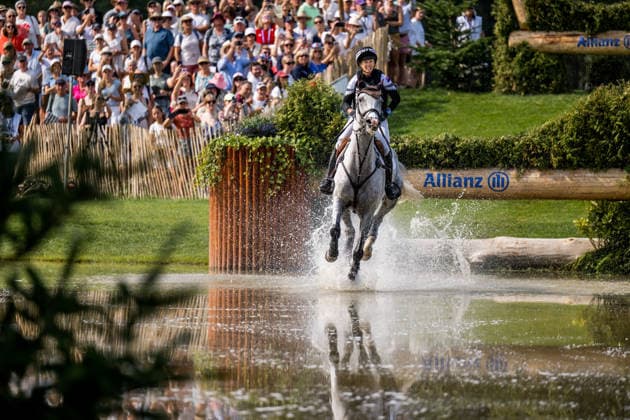 260815 Jonelle Price of New Zealand with horse Senor Crocodillo compete in the Eventing Cross-Country during day 5 of the 2026 FEI World Championships on August 15, 2026 in Aachen. Photo: Emma Wallskog BILDBYRAN kod EW EW0685 ridsport equestrian rid-vm 2026 2026 fei world championships bbeng ridsport-vm fälttävlan eventing terrängritt terräng *** August 15, 2026: Jonelle Price of New Zealand, riding Senor Crocodillo, competes in the Eventing Cross Country on Day 5 of the 2026 FEI World Championships on August 15, 2026 in Aachen. Photo by Emma Wallskog. BILDBYRAN code EW EW0685 equestrian sports riding 2026 World Championships 2026 FEI World Championships BBENG equestrian sports World Championships eventing cross-country  Copyright: EMMAxWALLSKOG BB260815EW033